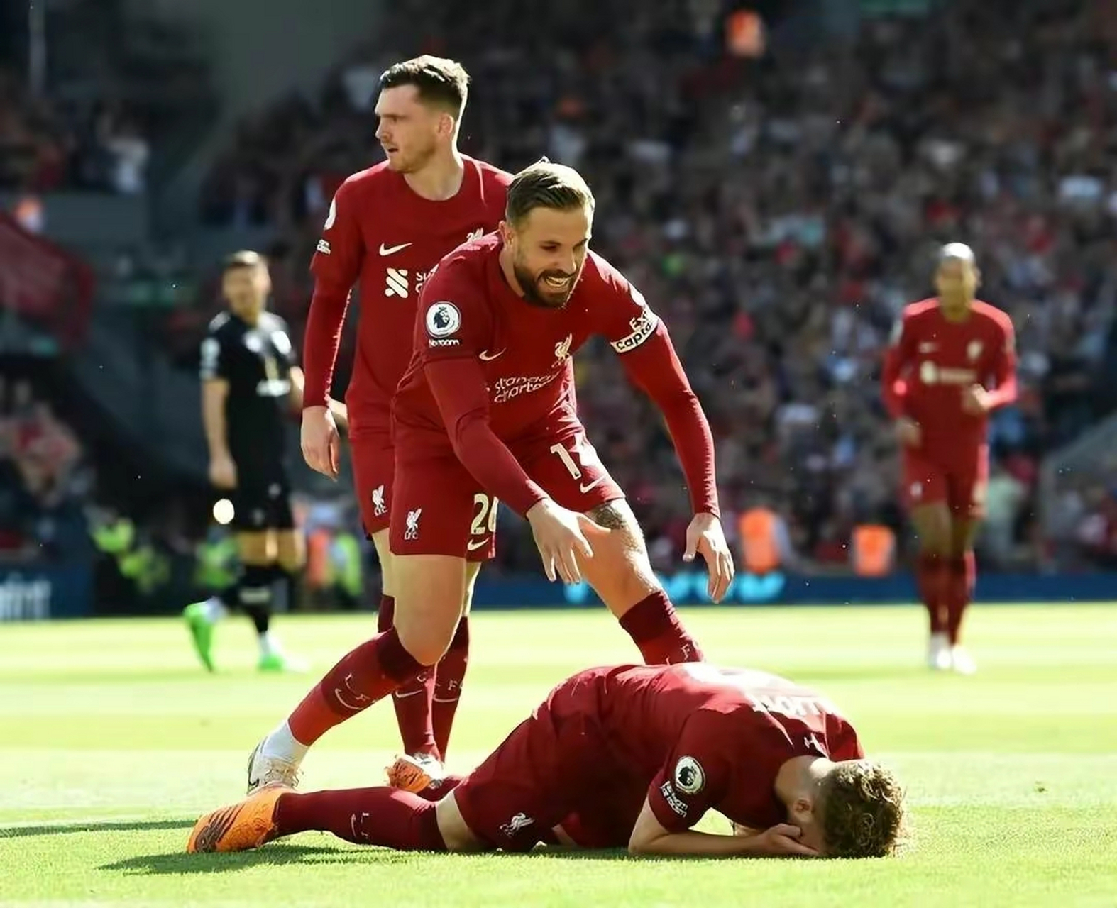 包含利物浦球星在德国联赛上演精彩表现的词条 包含利物浦球星在德国联赛上演精彩表现的词条